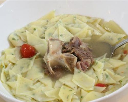 Parsley Straccetti with Meat Soup
